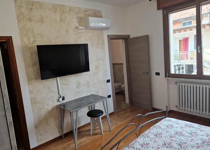 Le Rustiche Foresteria Dello