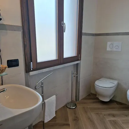 Le Rustiche Foresteria Bed & Breakfast 3*