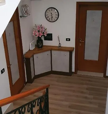 Le Rustiche Foresteria 3* Dello