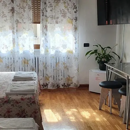 Le Rustiche Foresteria Bed & Breakfast Dello