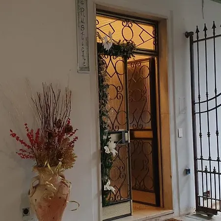 Le Rustiche Foresteria Bed and breakfast 3*