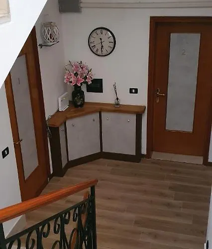 Le Rustiche Foresteria 3* Dello