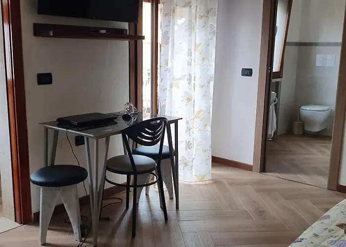Le Rustiche Foresteria Alojamento de Acomodação e Pequeno-almoço